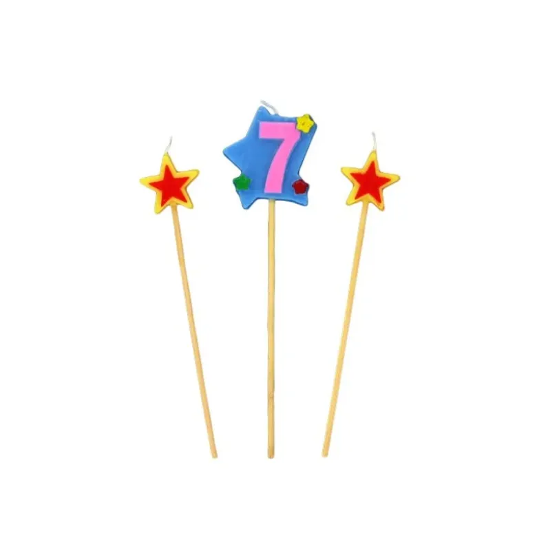 Bougies chiffre 7 et étoiles sur piques