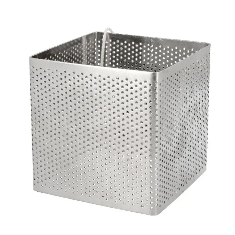 Cercle perforé carré en acier inoxydable carré - 8 x 8 x 8 cm