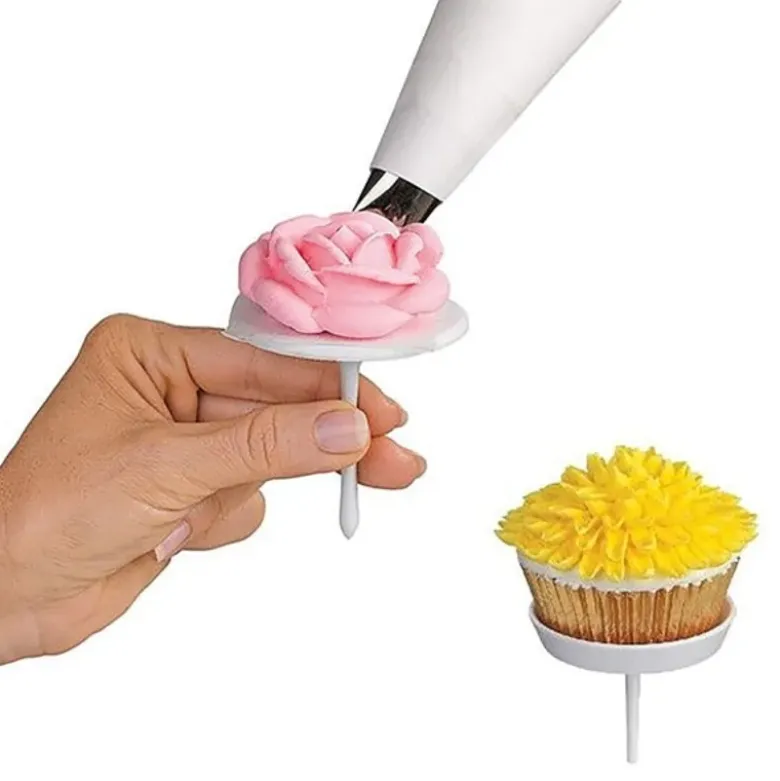 Clous à fleurs et à cupcakes (x4)