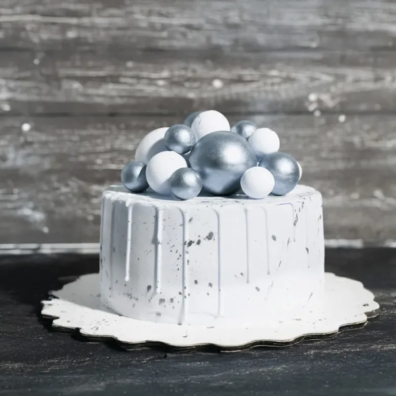 Décors à piquer de 12 boules argentées