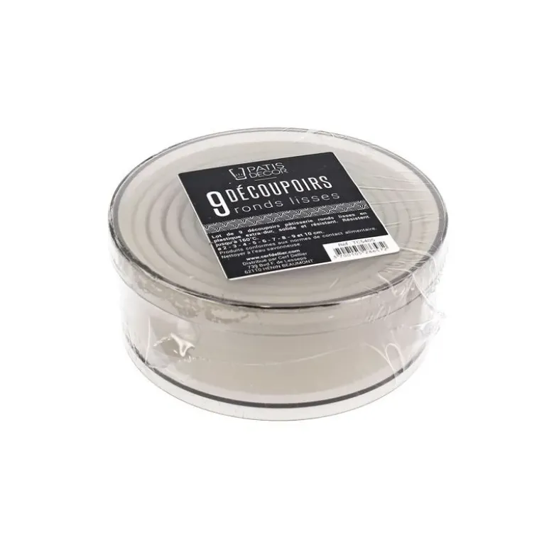 9 Découpoirs ronds lisses assortis