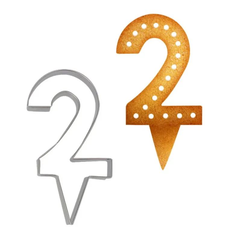 Emporte-pièces cake topper "2"