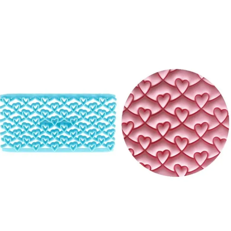 Empreinte effet matelassé cœurs
