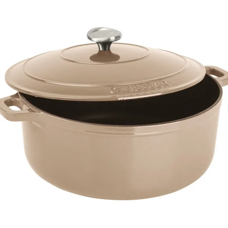 Le Chasseur cocotte ronde avec couvercle marron glacé 18 cm