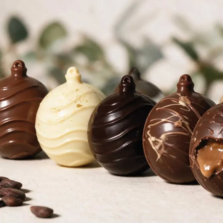 Moule chocolat en 3 parties Boules de Noël rayées