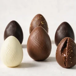 Moule chocolat œufs striés 6,5 cm Patisdécor