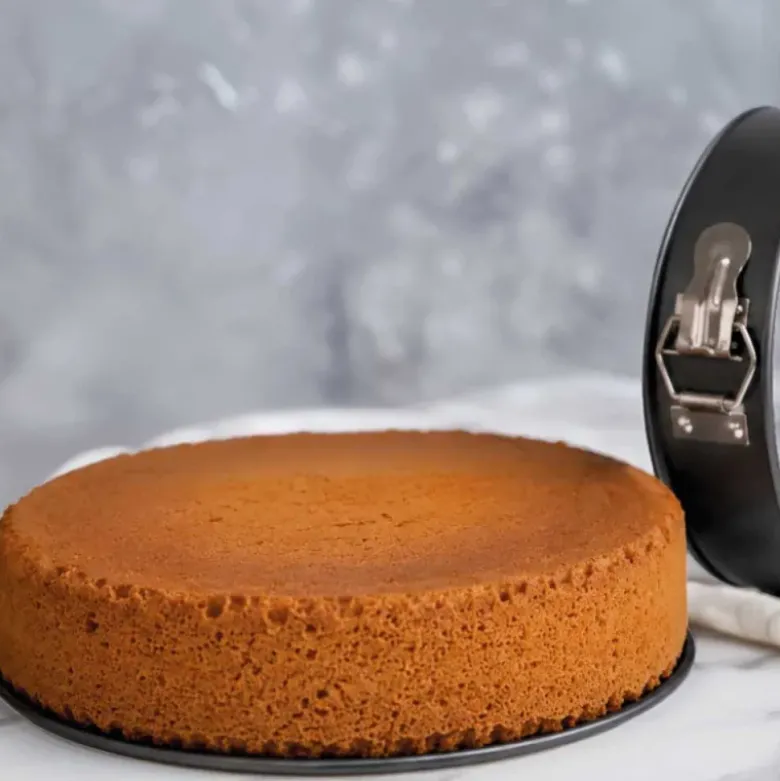 Moule à manqué démontable antiadhésif- diamètre 24 cm