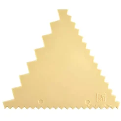 Peigne à décor triangle en plastique