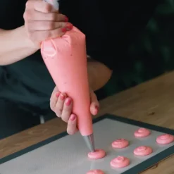 Rouleau de 100 poches pâtissières à usage unique 55 cm