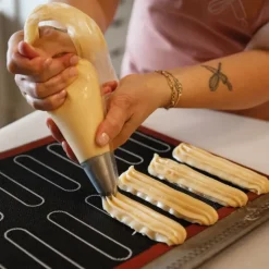 Rouleau de 100 poches pâtissières à usage unique 55 cm