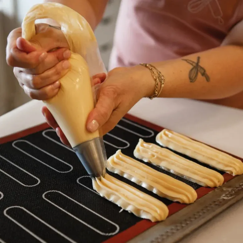 Rouleau de 100 poches pâtissières à usage unique 55 cm