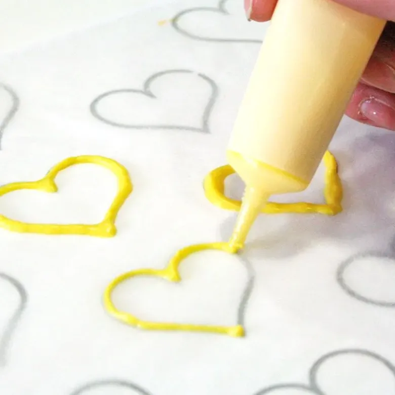 Stylo pâtissier jaune goût chocolat - DDM 05/26